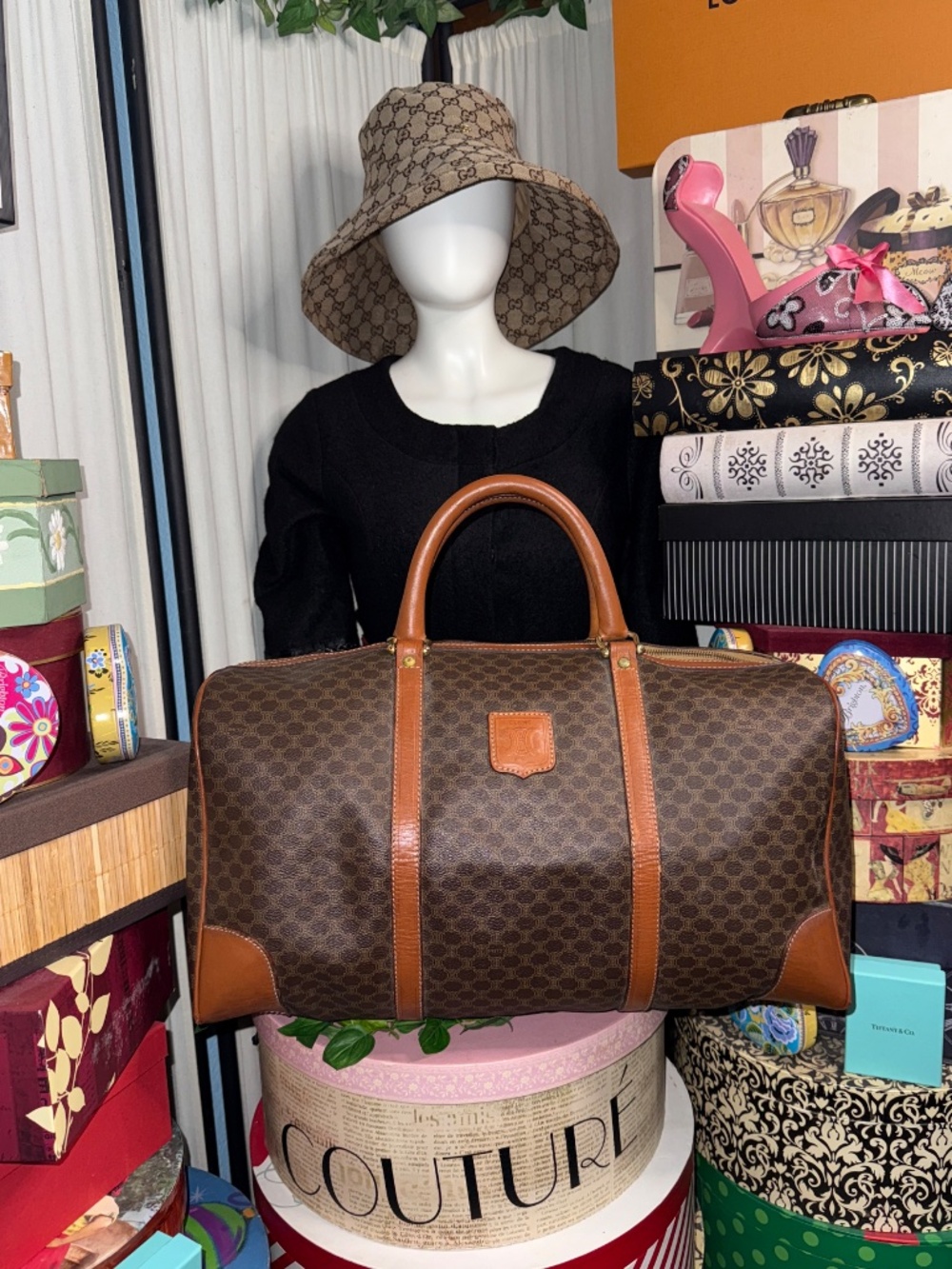 EXQUISITE CELINE MACADAM MONOGRAM EXTRA LARGE DUFFLE CARRY ON BAG! - Picture 17 of 17